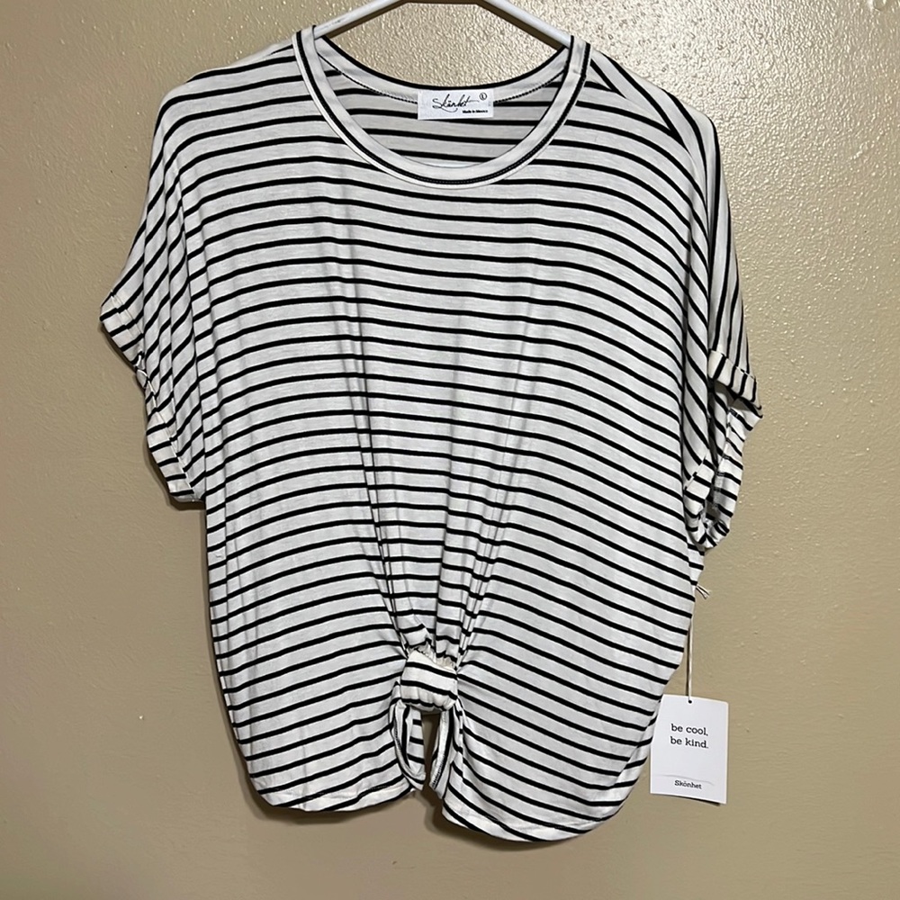 Striped loose shirt (L) never worn